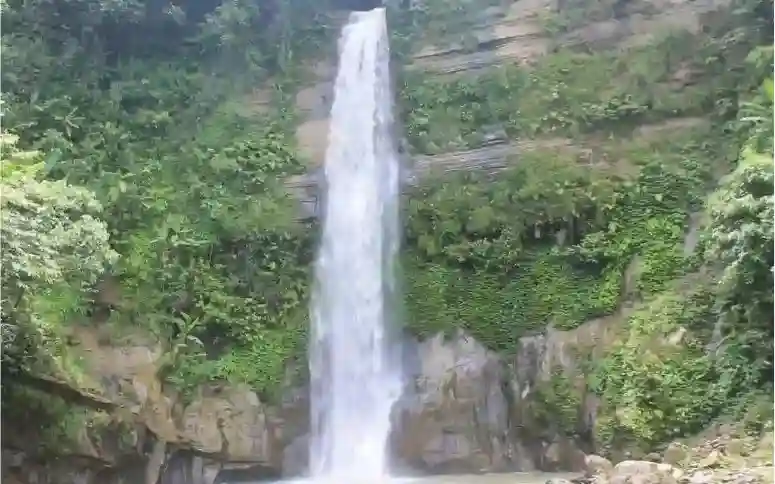 মাধবকুণ্ড জলপ্রপাত